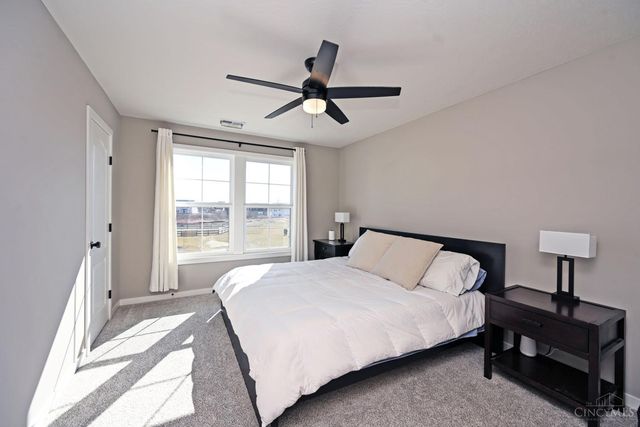 2063 Harvest Meadows Avenue, Batavia, OH 45103