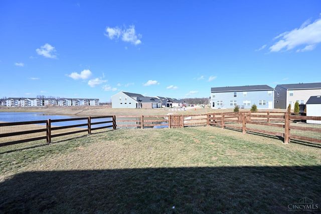 2063 Harvest Meadows Avenue, Batavia, OH 45103