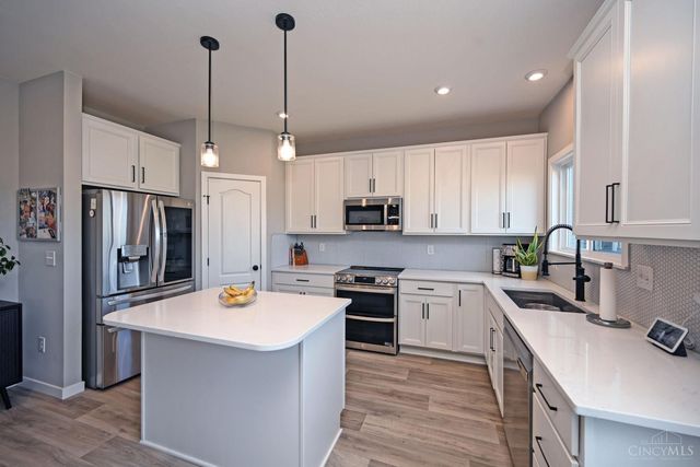 2063 Harvest Meadows Avenue, Batavia, OH 45103