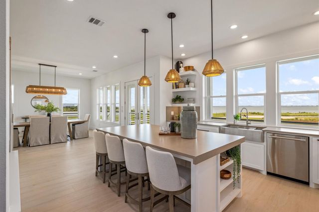 1611 Brown Pelican Bend, Galveston, TX 77554