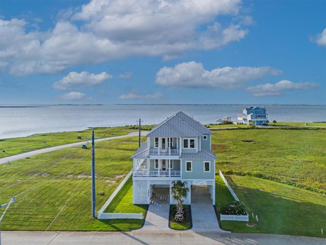 1611 Brown Pelican Bend, Galveston, TX 77554