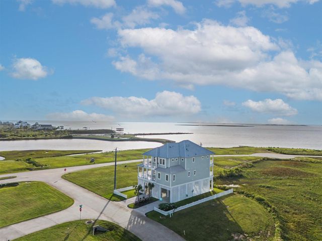 1611 Brown Pelican Bend, Galveston, TX 77554
