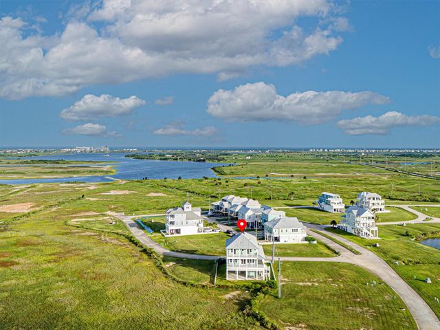 1611 Brown Pelican Bend, Galveston, TX 77554
