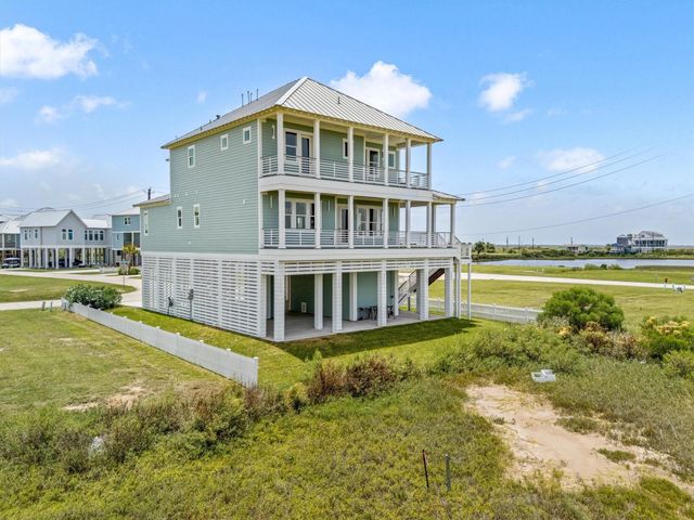 1611 Brown Pelican Bend, Galveston, TX 77554
