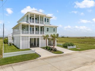 1611 Brown Pelican Bend, Galveston, TX 77554