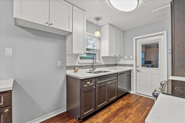 5208 Cunningham Drive, Pearland, TX 77581