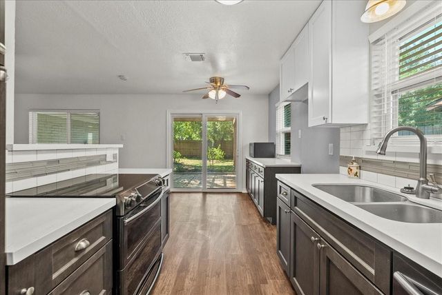 5208 Cunningham Drive, Pearland, TX 77581