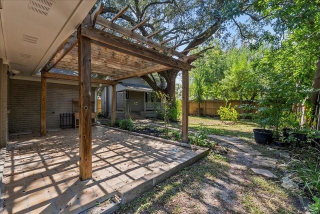 5208 Cunningham Drive, Pearland, TX 77581