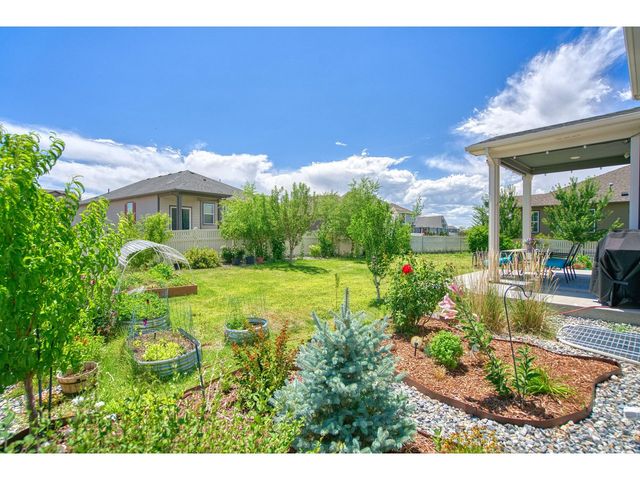 5340 Stagecoach Ave, Longmont, CO 80504