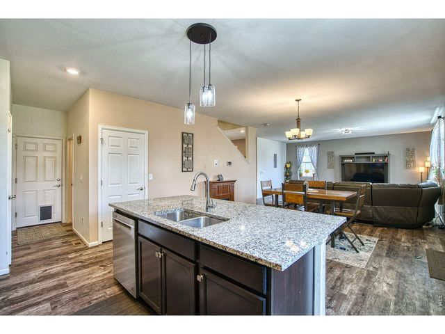 5340 Stagecoach Ave, Longmont, CO 80504