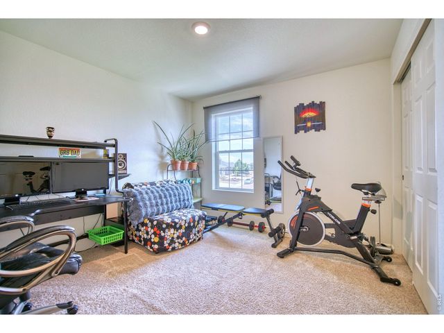 5340 Stagecoach Ave, Longmont, CO 80504
