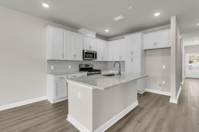 108 Breezy Day Drive, Summerville, SC 29486