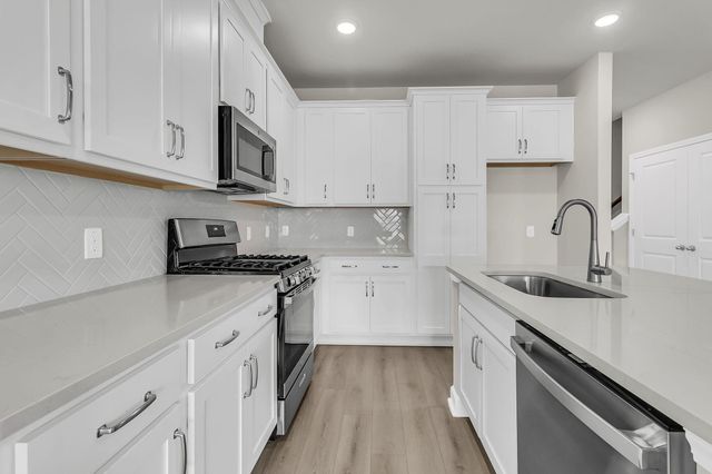 108 Breezy Day Drive, Summerville, SC 29486