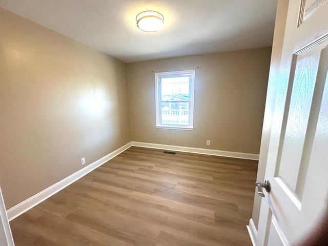 2309 Walnut Street, Hopkinsville, KY 42240