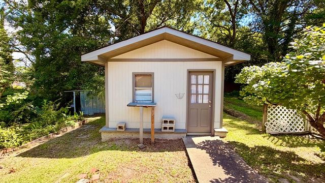 5814 Valleybrook Road, Columbus, GA 31907