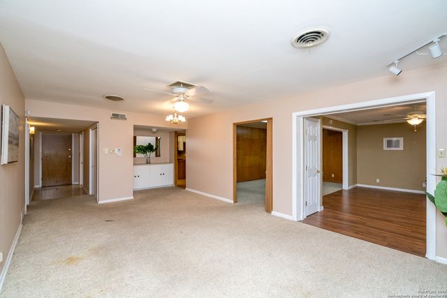 8815 Sagebrush, San Antonio, TX 78217