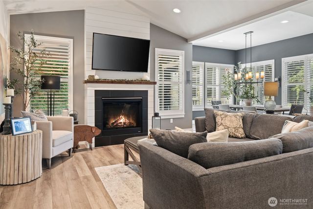 10849 NE Apple Tree Point Lane, Kingston, WA 98346