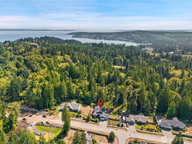 10849 NE Apple Tree Point Lane, Kingston, WA 98346