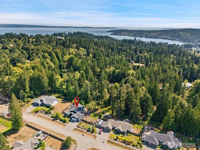 10849 NE Apple Tree Point Lane, Kingston, WA 98346