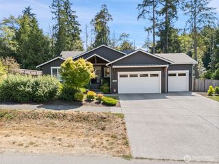 10849 NE Apple Tree Point Lane, Kingston, WA 98346