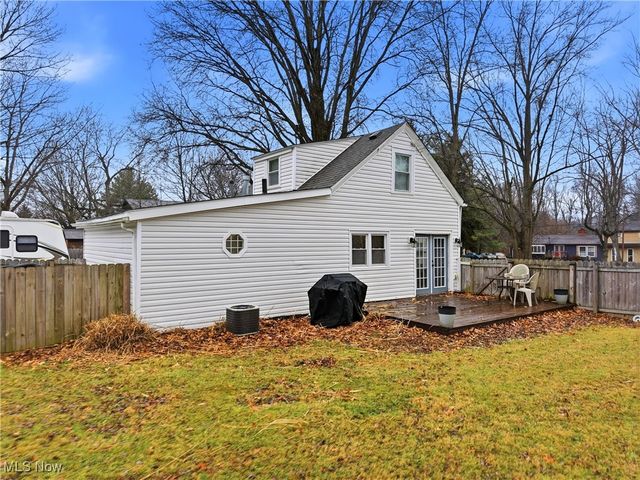 2066 King Drive, Stow, OH 44224