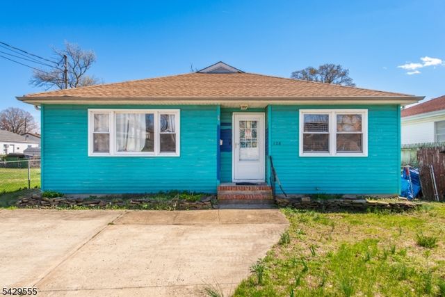 128 Highland Blvd, Keansburg Boro, NJ 07734