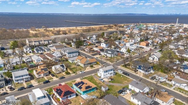 128 Highland Blvd, Keansburg Boro, NJ 07734