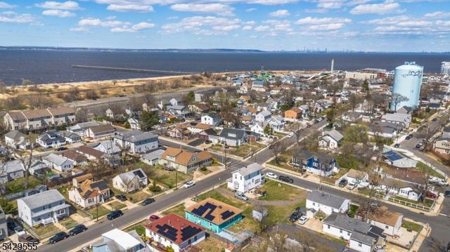 128 Highland Blvd, Keansburg Boro, NJ 07734