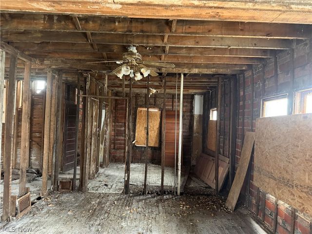 9702 Parkview Avenue, Cleveland, OH 44104