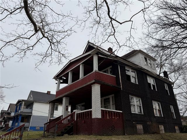 9702 Parkview Avenue, Cleveland, OH 44104