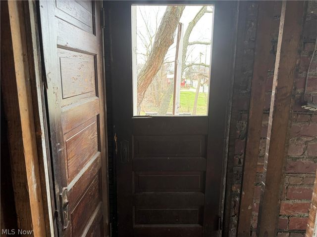 9702 Parkview Avenue, Cleveland, OH 44104
