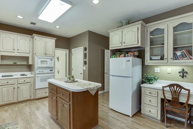 1990 Blackhawk Trail, Lawrenceville, GA 30043