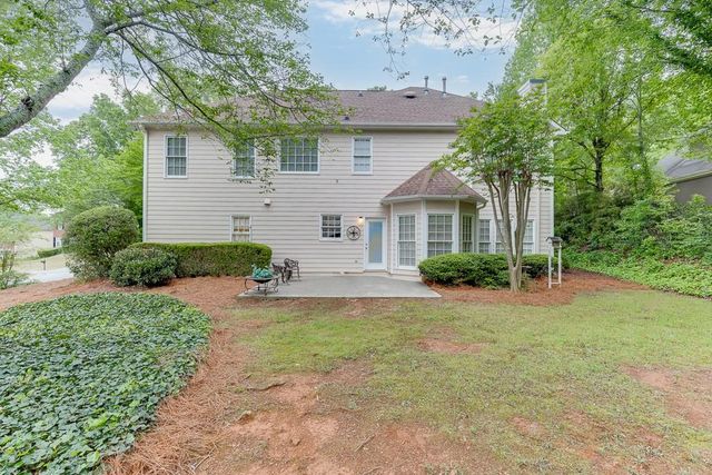 1990 Blackhawk Trail, Lawrenceville, GA 30043