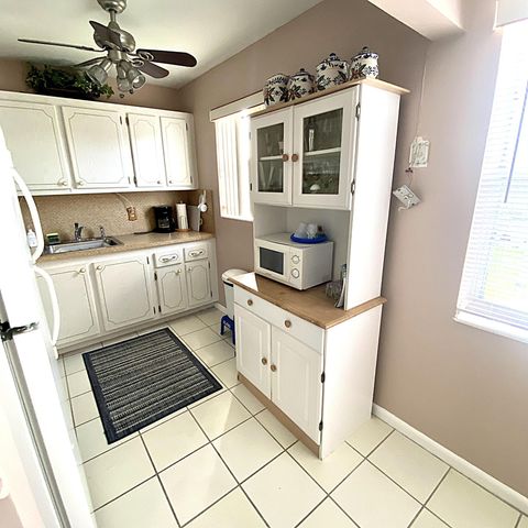 397 Markham R, Deerfield Beach, FL 33442