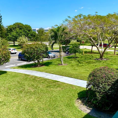 397 Markham R, Deerfield Beach, FL 33442