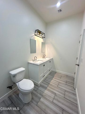 8515 Vanalden Avenue, Northridge, CA 91324