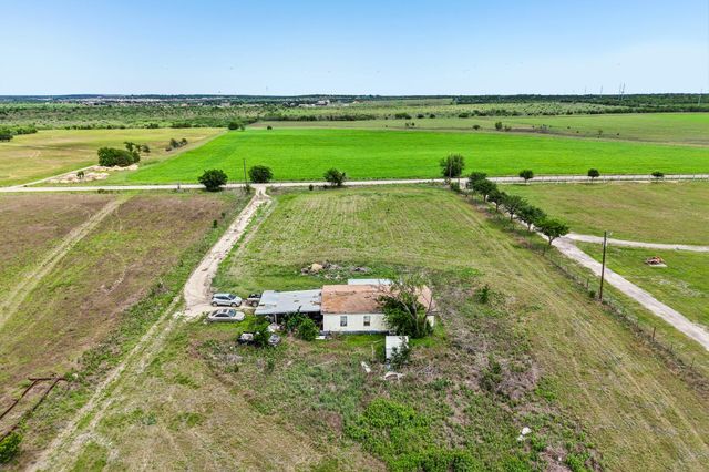 14204 Graef RD, Creedmoor, TX 78610