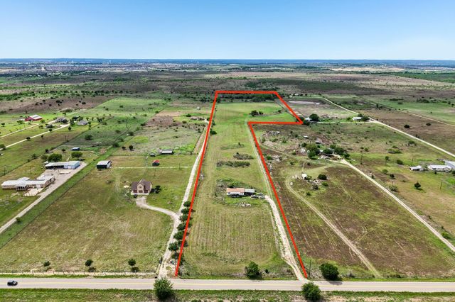 14204 Graef RD, Creedmoor, TX 78610