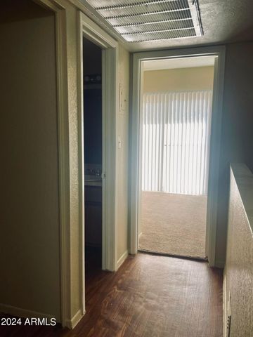 2846 E Kathleen Road Apt 103, Phoenix, AZ 85032