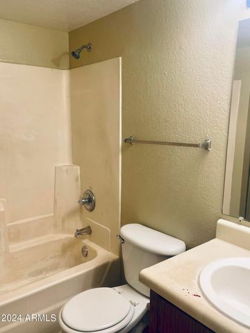 2846 E Kathleen Road Apt 103, Phoenix, AZ 85032