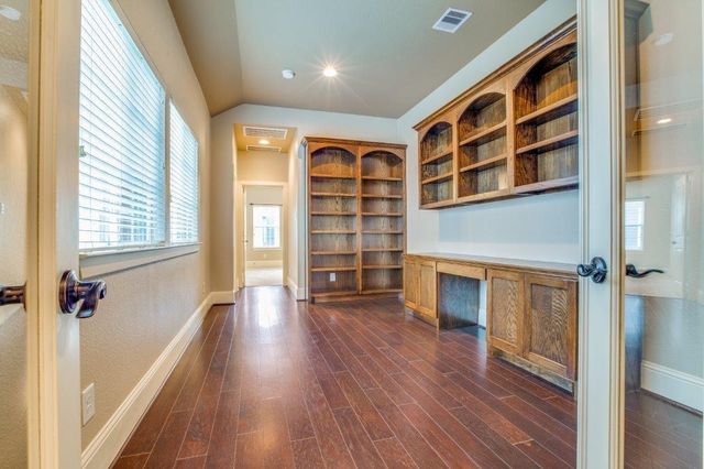 46 Rafters Row, The Woodlands, TX 77380