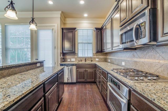 46 Rafters Row, The Woodlands, TX 77380