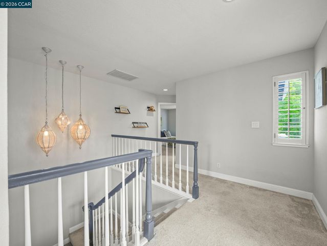 49 Tule Ct, Clayton, CA 94517
