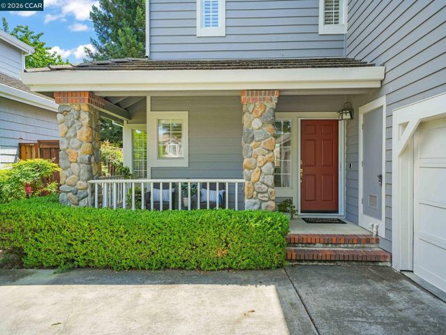 49 Tule Ct, Clayton, CA 94517