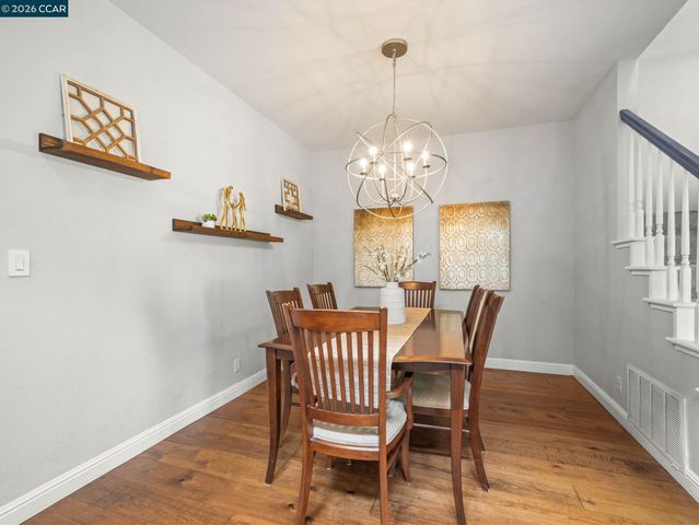 49 Tule Ct, Clayton, CA 94517