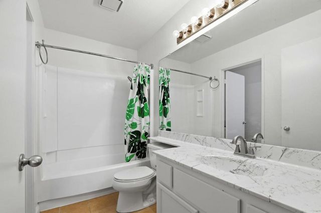 5689 Makati Circle H, San Jose, CA 95123