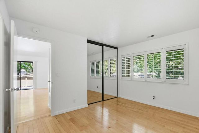 5689 Makati Circle H, San Jose, CA 95123