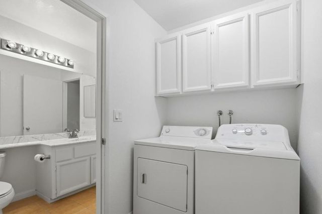 5689 Makati Circle H, San Jose, CA 95123