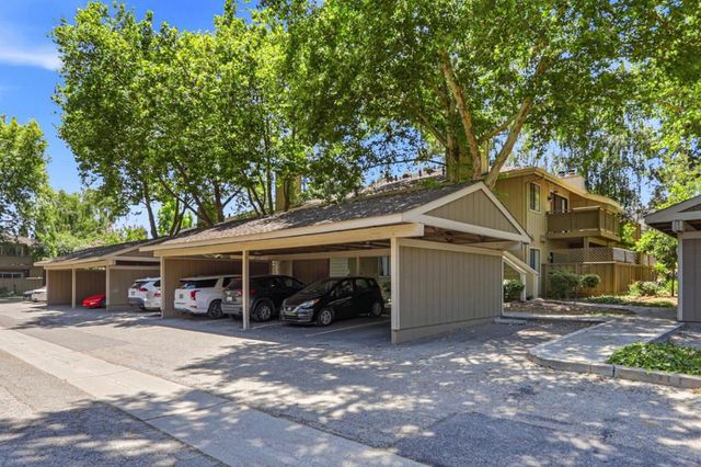 5689 Makati Circle H, San Jose, CA 95123