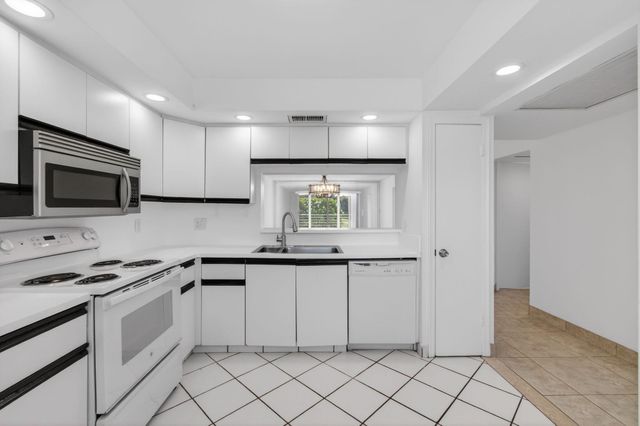 3502 Bimini Lane D-2, Coconut Creek, FL 33066